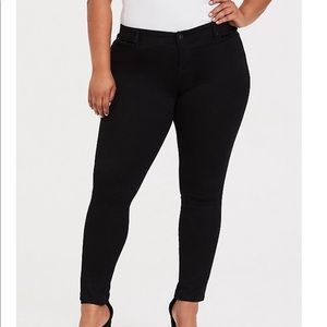 TORRID womens 14 black wash ankle jeans jeggings